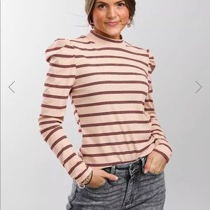 Charmed hearts striped puff sleeve top